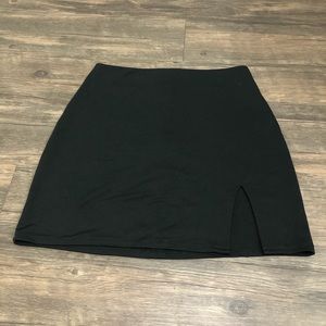 NWOT SHEIN mini skirt with leg slit